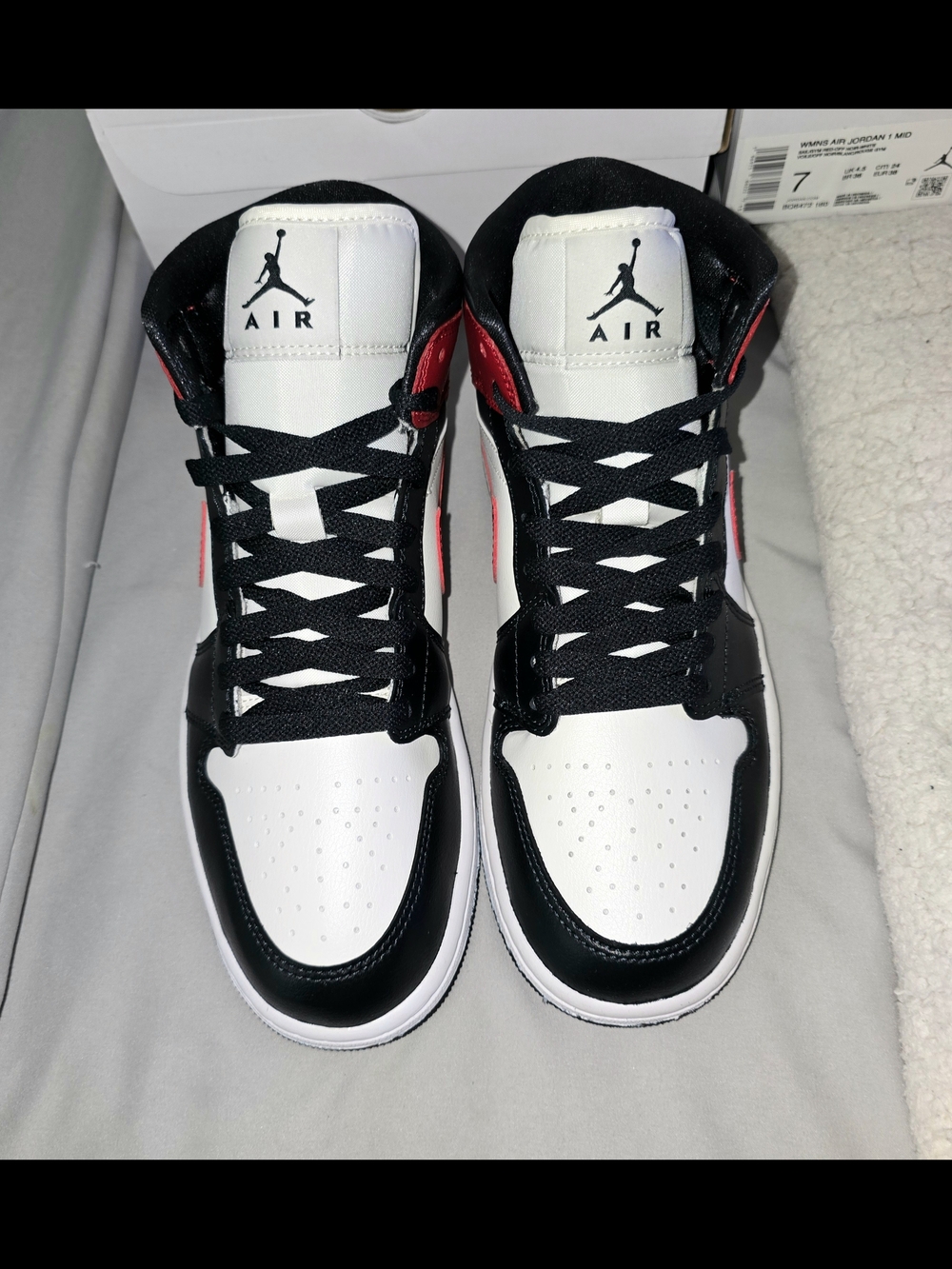 Womens Sneaker Nike Air Jordan 1 Mid Black White Red